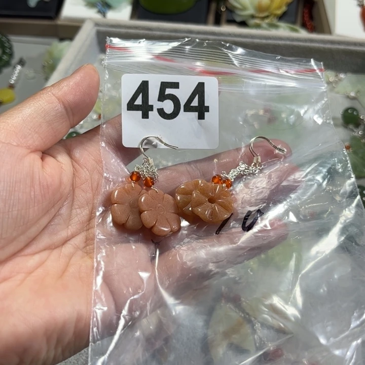 蛇纹石玉耳饰未镶嵌一**喵