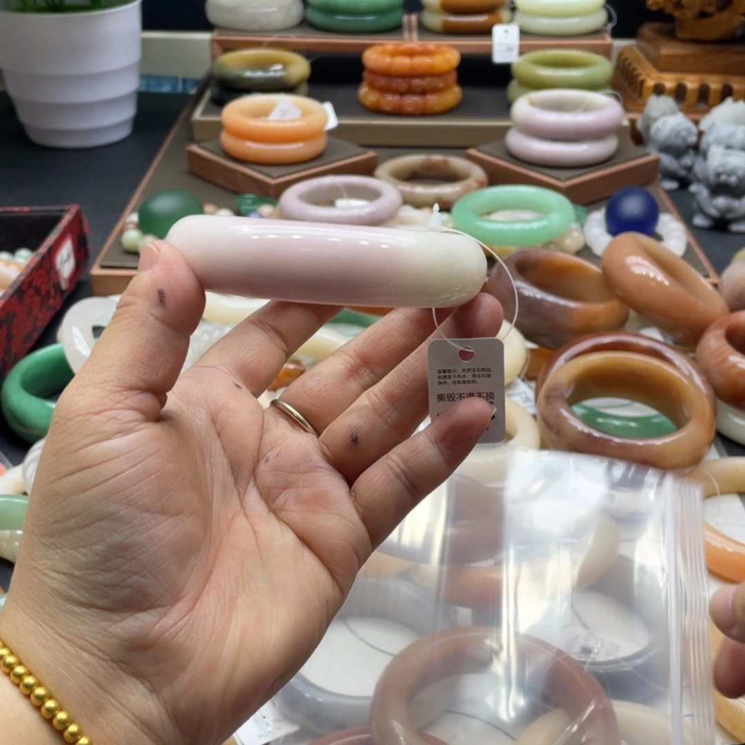 夢***影石英岩玉未镶嵌手镯