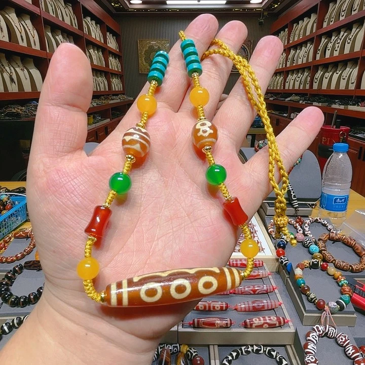 未镶嵌玛瑙/玉髓珠宝奇石