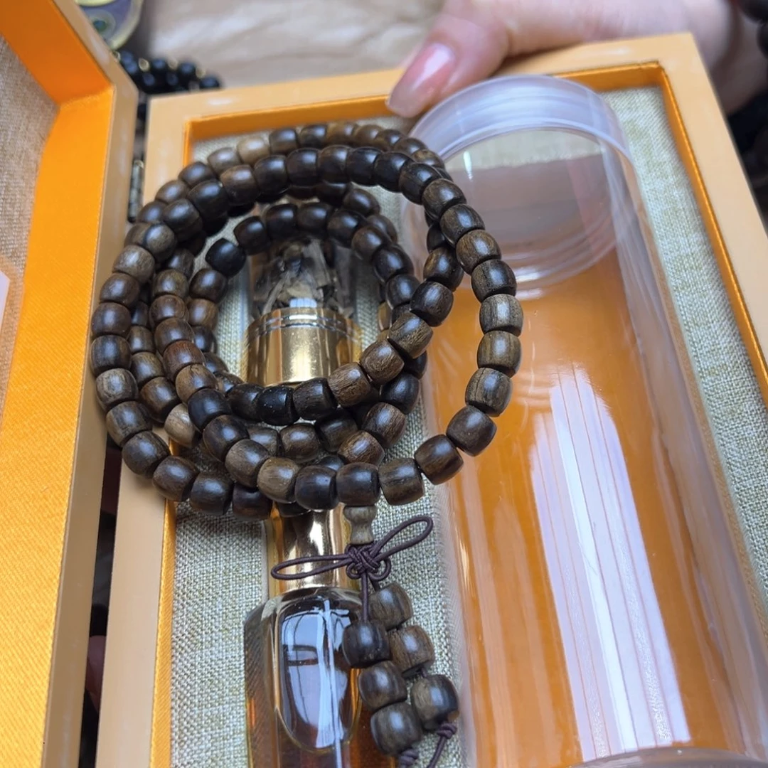 大叶紫檀（黑酸枝木类）