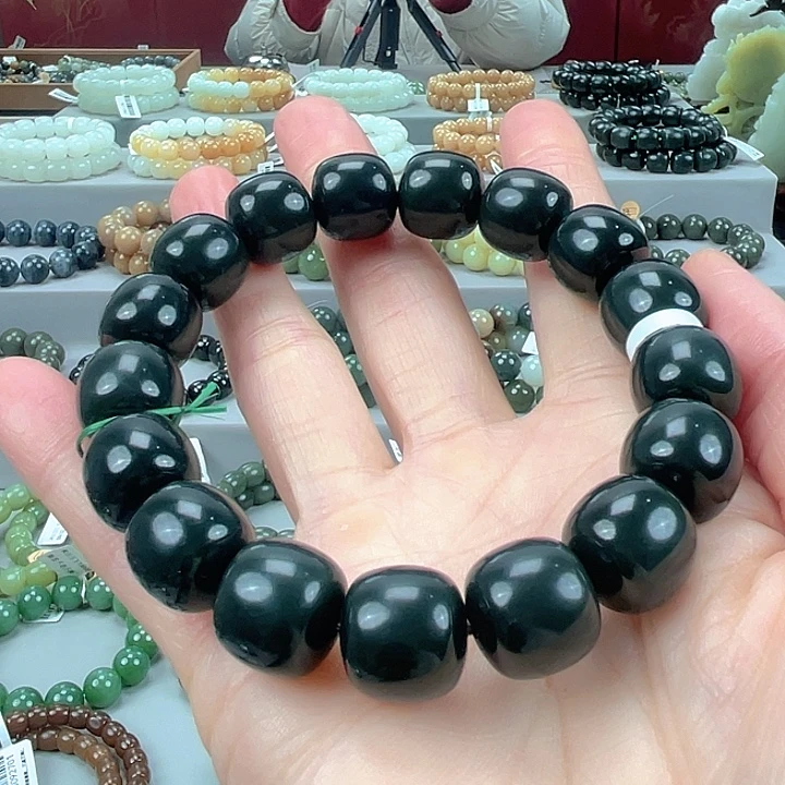 和田玉未镶嵌手串