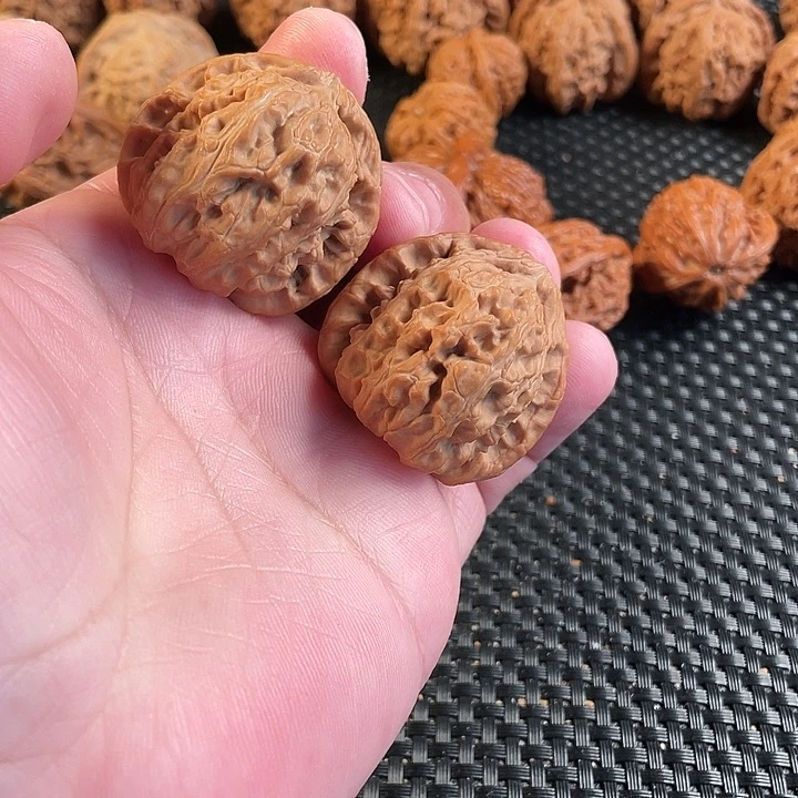 桃核把件白狮子38尺