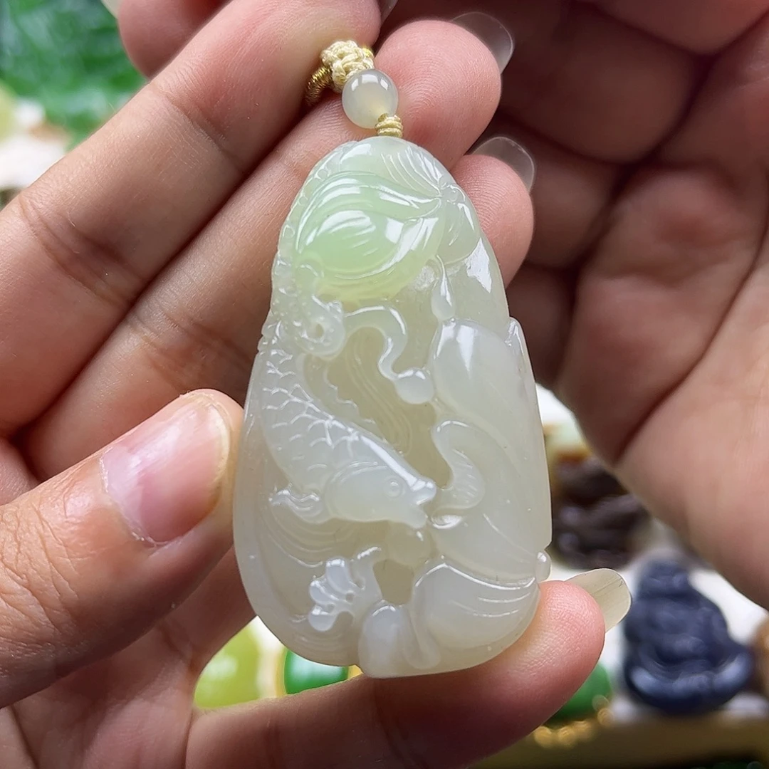 颈饰未镶嵌和田玉