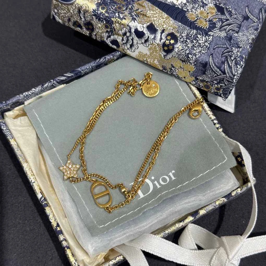 99新 DIOR/迪奥 金色五角星CD双层手链