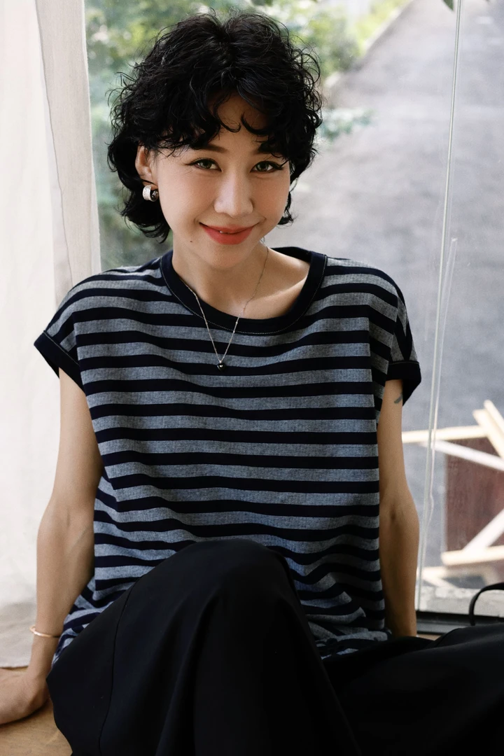 TT设计师【扶桑树】纯棉藏青条纹百搭镂空绣花无袖条纹T恤TT190551