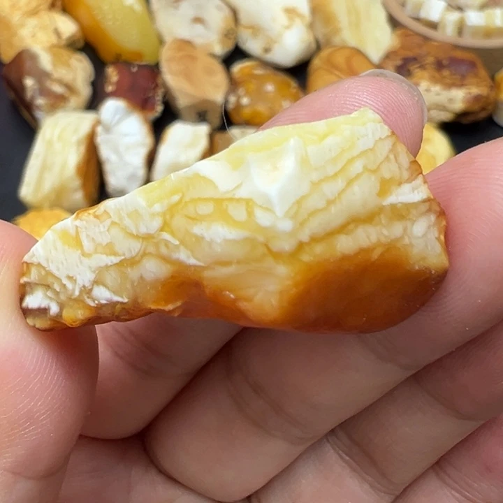 未镶嵌定制琥珀蜜蜡