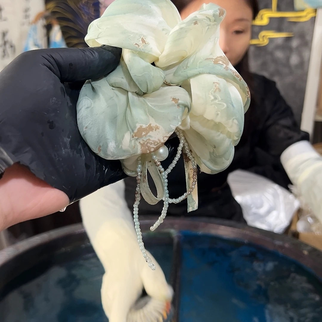 699泡芙发圈雪落下