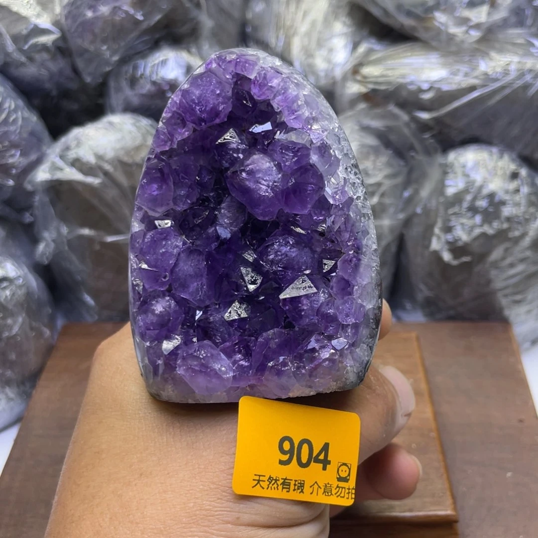 未镶嵌水晶大型摆件（非配饰）