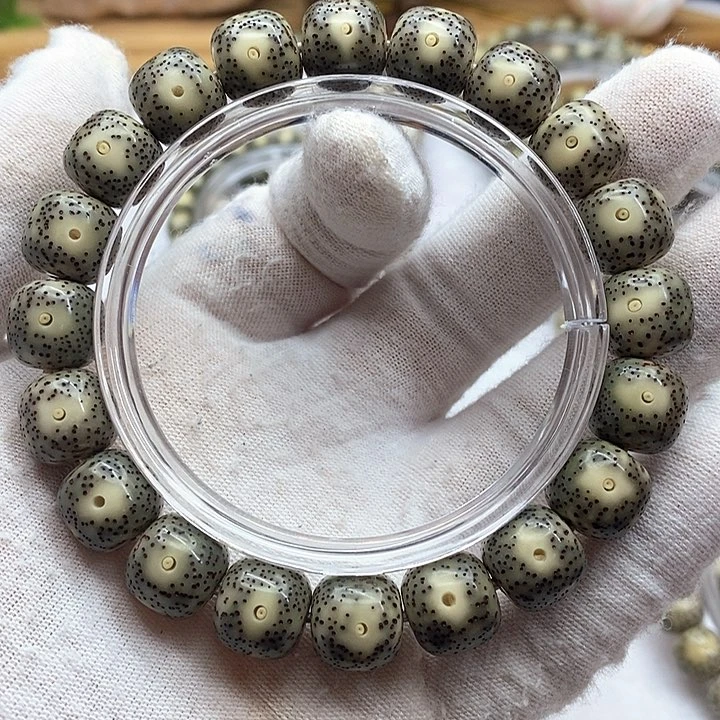 手串星月菩提11.7mm绿背大眼睛火龙果星点A4