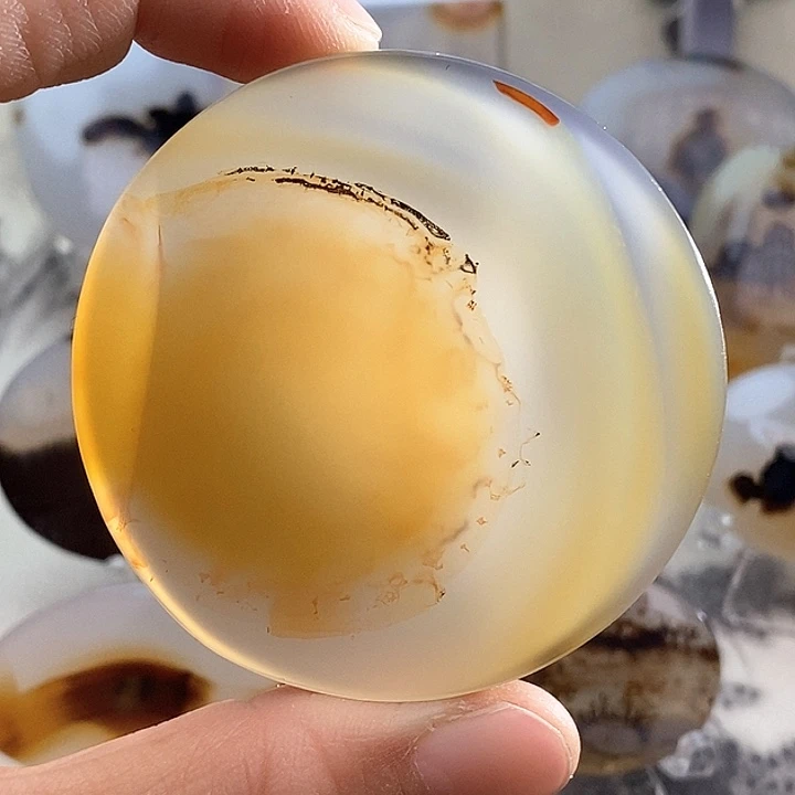 玛瑙/玉髓颈饰未镶嵌