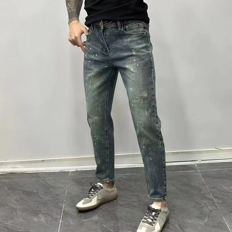 春夏新款破洞牛仔裤男韩版修身小脚裤潮牌弹力浅色