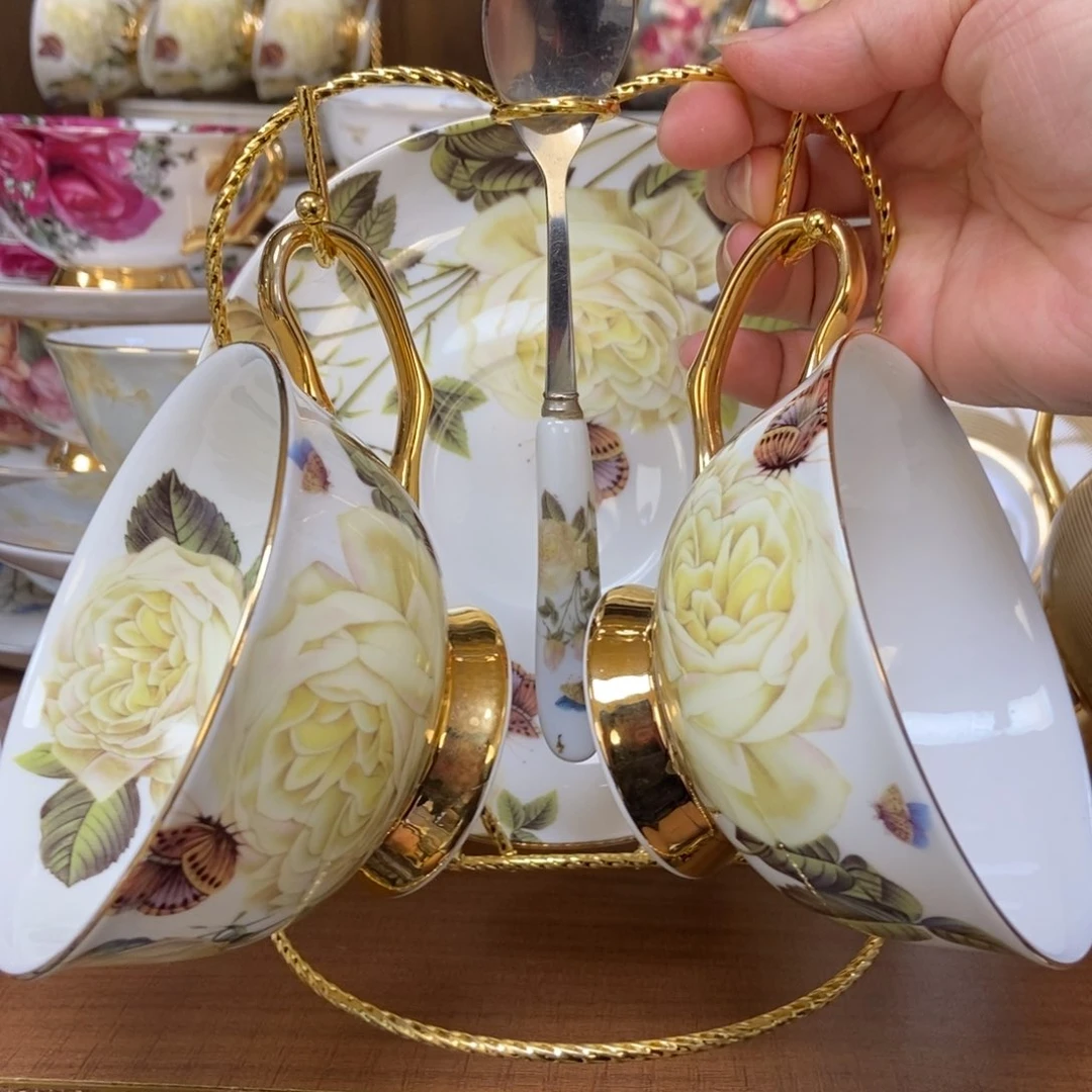 摆件蝶恋花两杯两碟两勺送杯架快递装