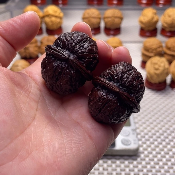 文玩核桃把件16紫气东来