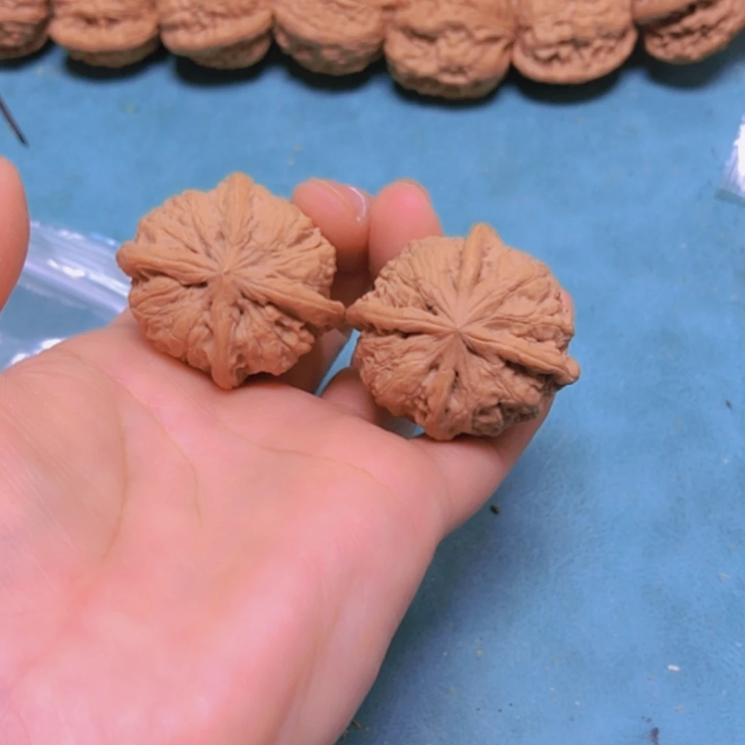 【闪购商品】把件核桃37雨花石四棱修尖