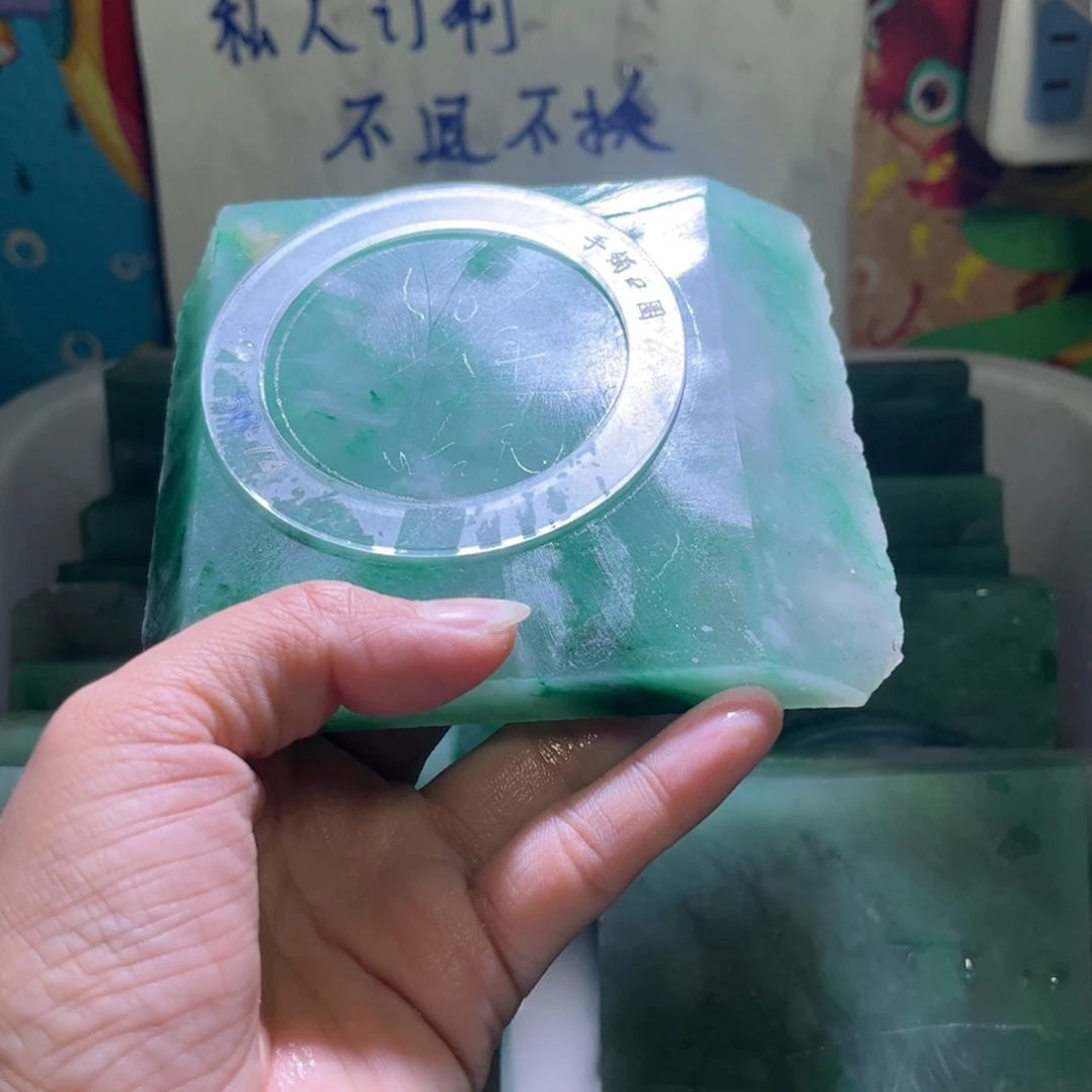 定制石英质玉（非洲翠）