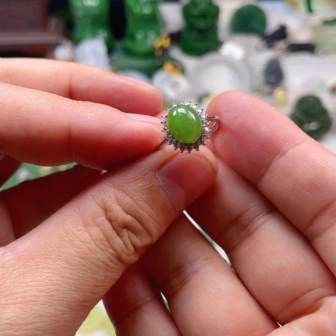 银S925镶嵌戒指和田玉（碧玉）