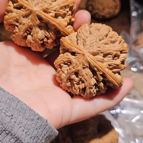 阿***旺吊坠文玩核桃51粗筋