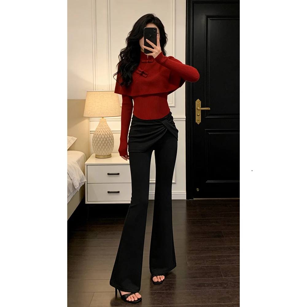 MARIE.COCO春秋新中式国风盘扣斗篷披肩新年红色上衣微喇裤两件套