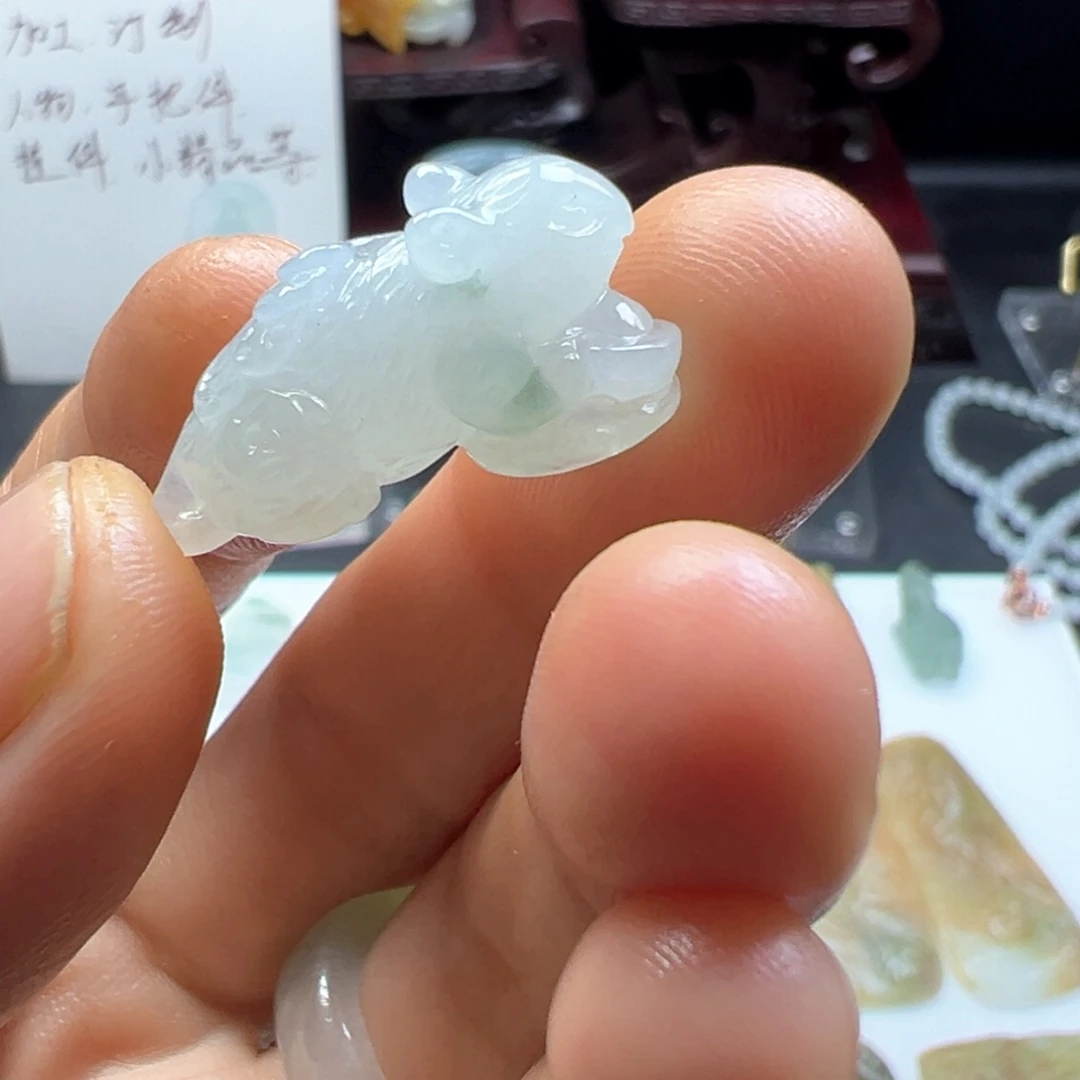 颈饰未镶嵌翡翠缅甸翡翠A货