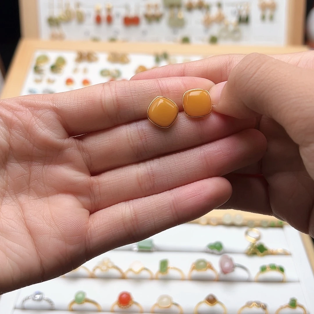 银S925镀金镶嵌和田玉耳饰
