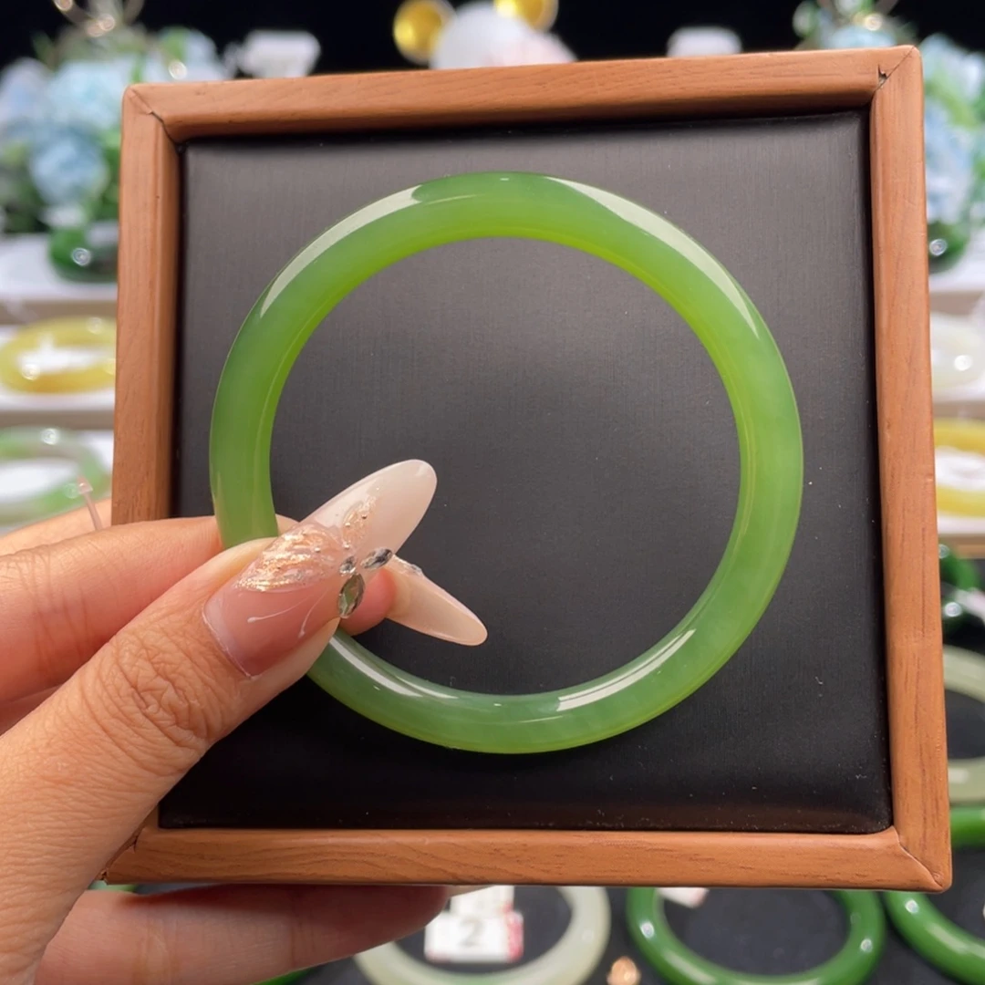 和田玉未镶嵌手镯俄碧冰底阳绿5455mm