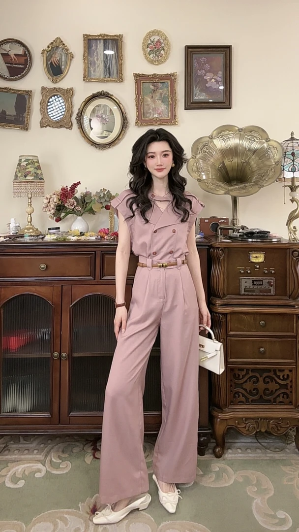 【港万】法式气质高级感通勤V领无袖两件套套装2504T1023