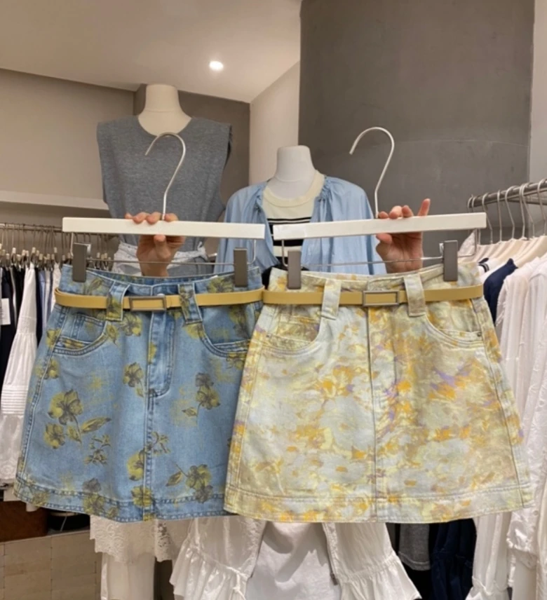 温柔瑶-Kiss#复古显瘦高腰碎花牛仔短裙#86063