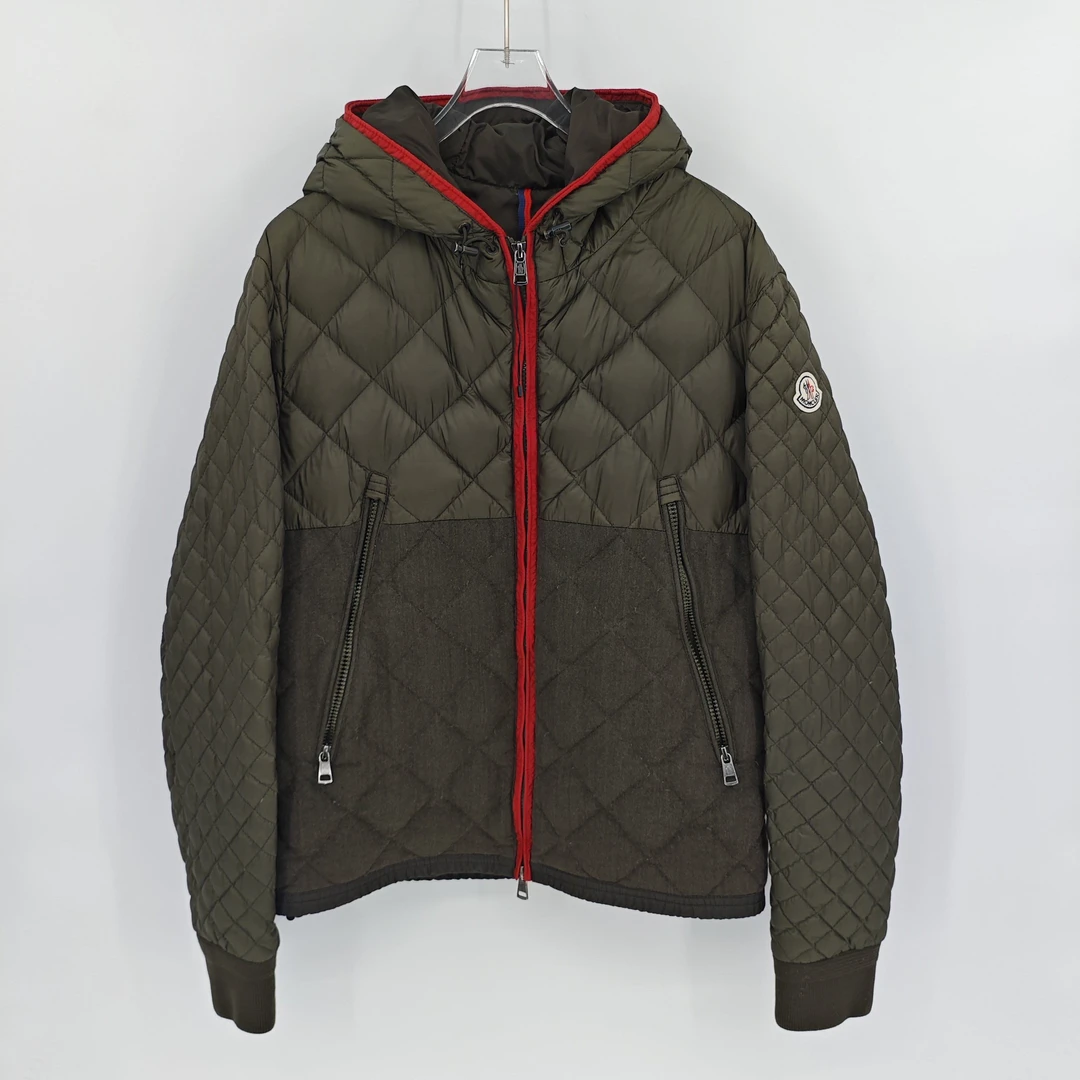 99新 MONCLER 蒙口    袖标Logo拼接夹克羽绒服外套/2码/Sw24724