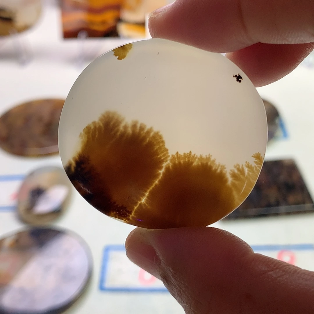 玛瑙/玉髓未镶嵌珠宝半成品