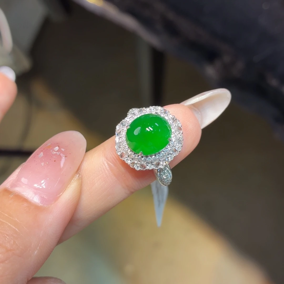 翡翠18K金镶嵌颈饰天然缅甸翡翠