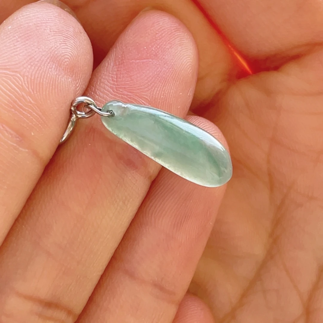 翡翠颈饰银S925镶嵌瓜