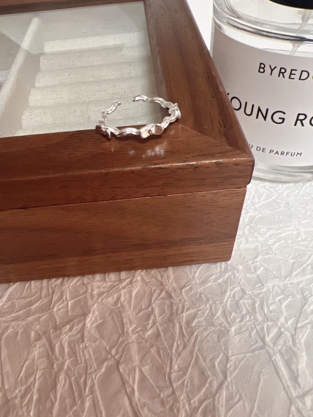 925银戒指 韩版厂时尚百搭ins可爱波浪蝴蝶结银戒指13～19码