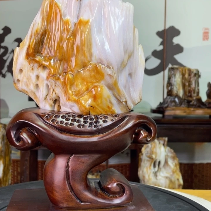 硅化玉未镶嵌珠宝奇石高32