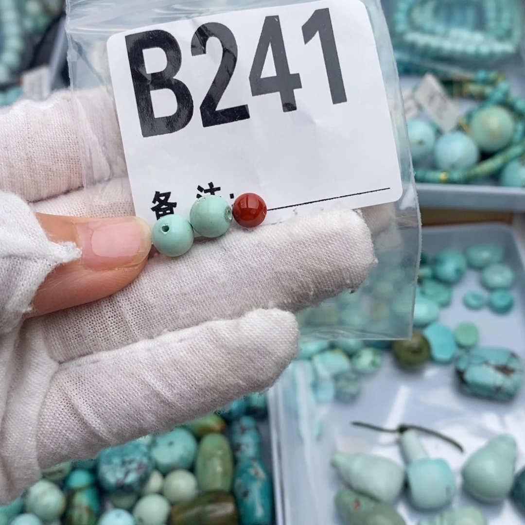 未镶嵌卡7圆珠一对南红玛瑙