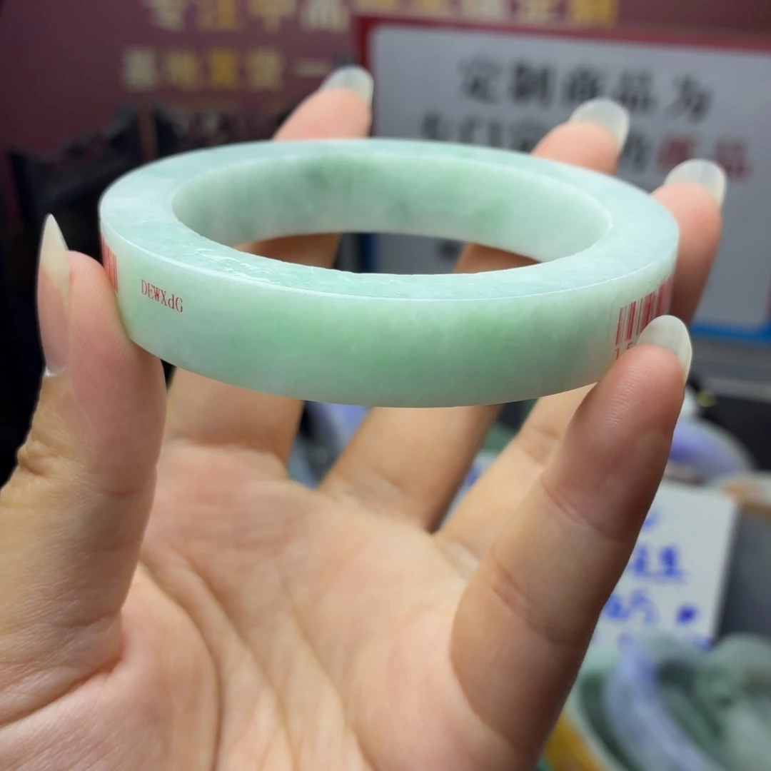 糖****定制翡翠未镶嵌缅甸翡翠