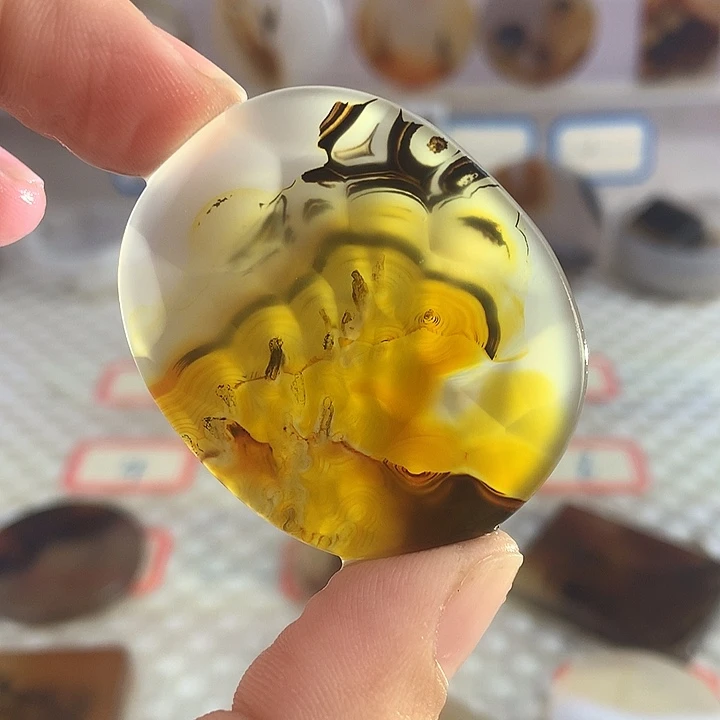 玛瑙/玉髓未镶嵌颈饰