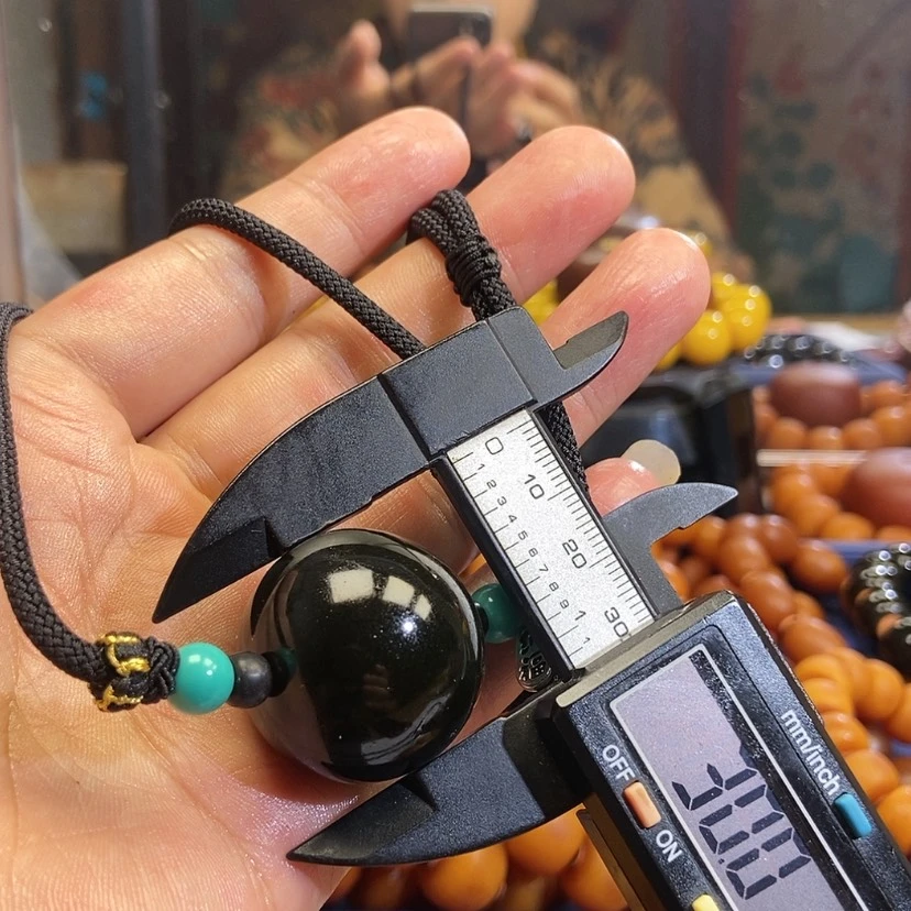 【闪购商品】琥珀未镶嵌珠宝奇石