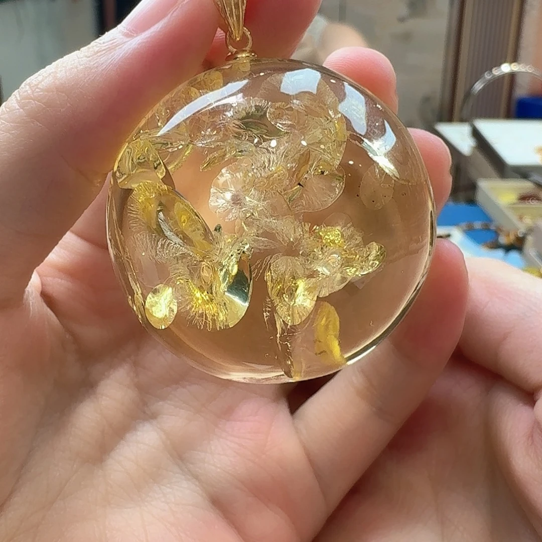 琥珀未镶嵌颈饰吊坠