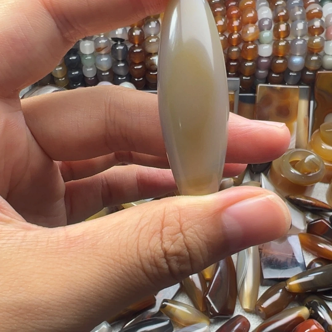 未镶嵌玛瑙/玉髓珠宝奇石