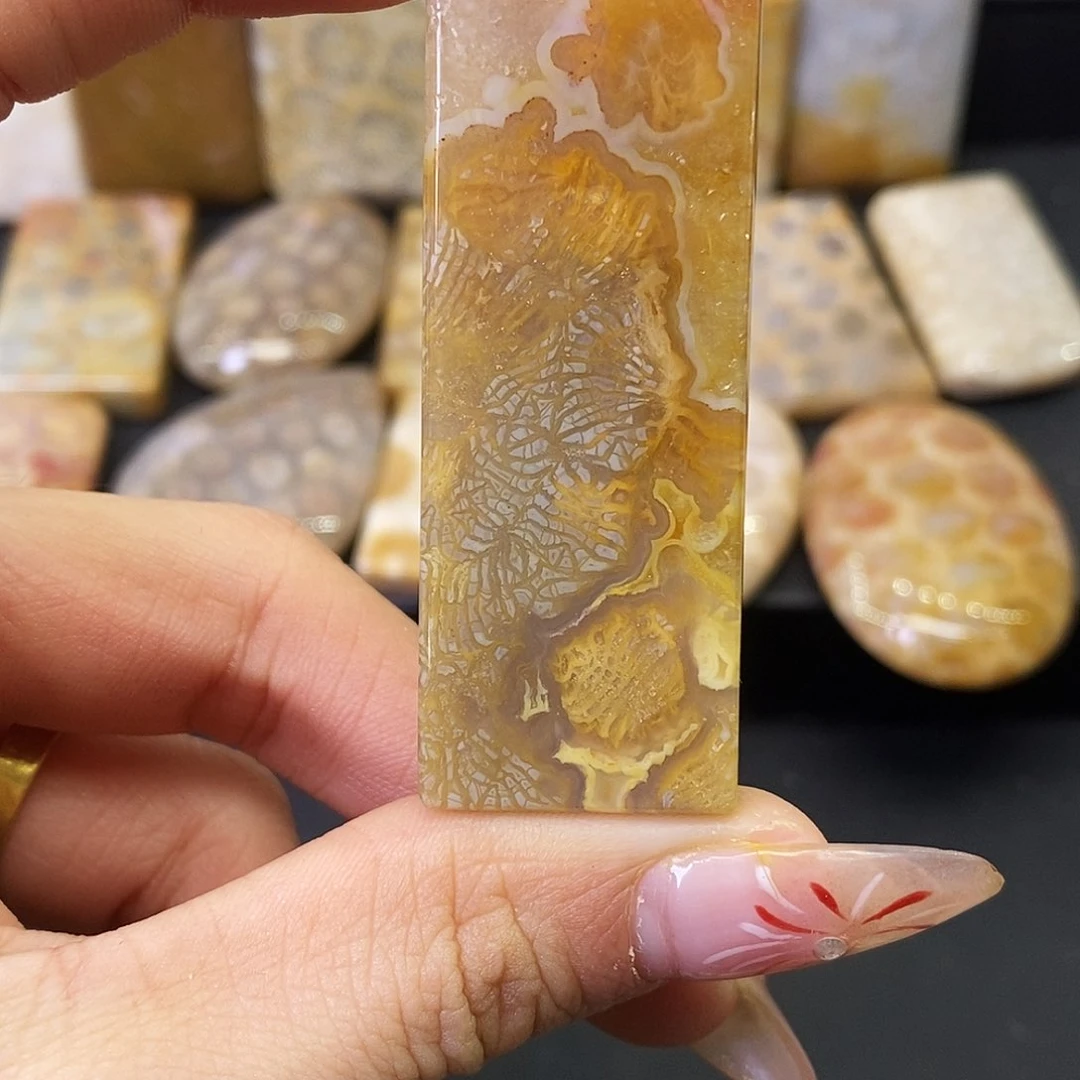 硅化玉颈饰合金*‍****