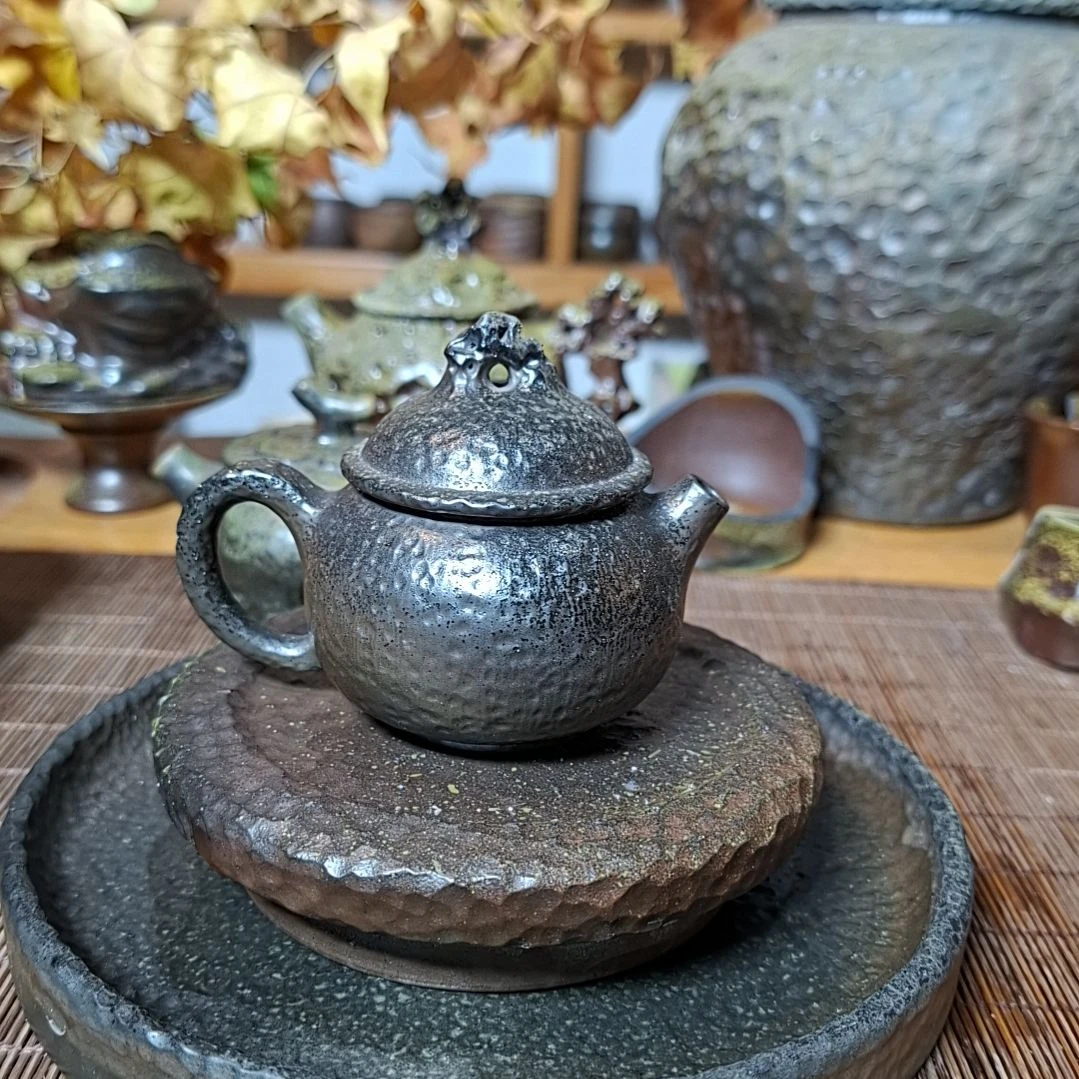 坭兴陶纯柴烧锤纹壶80c