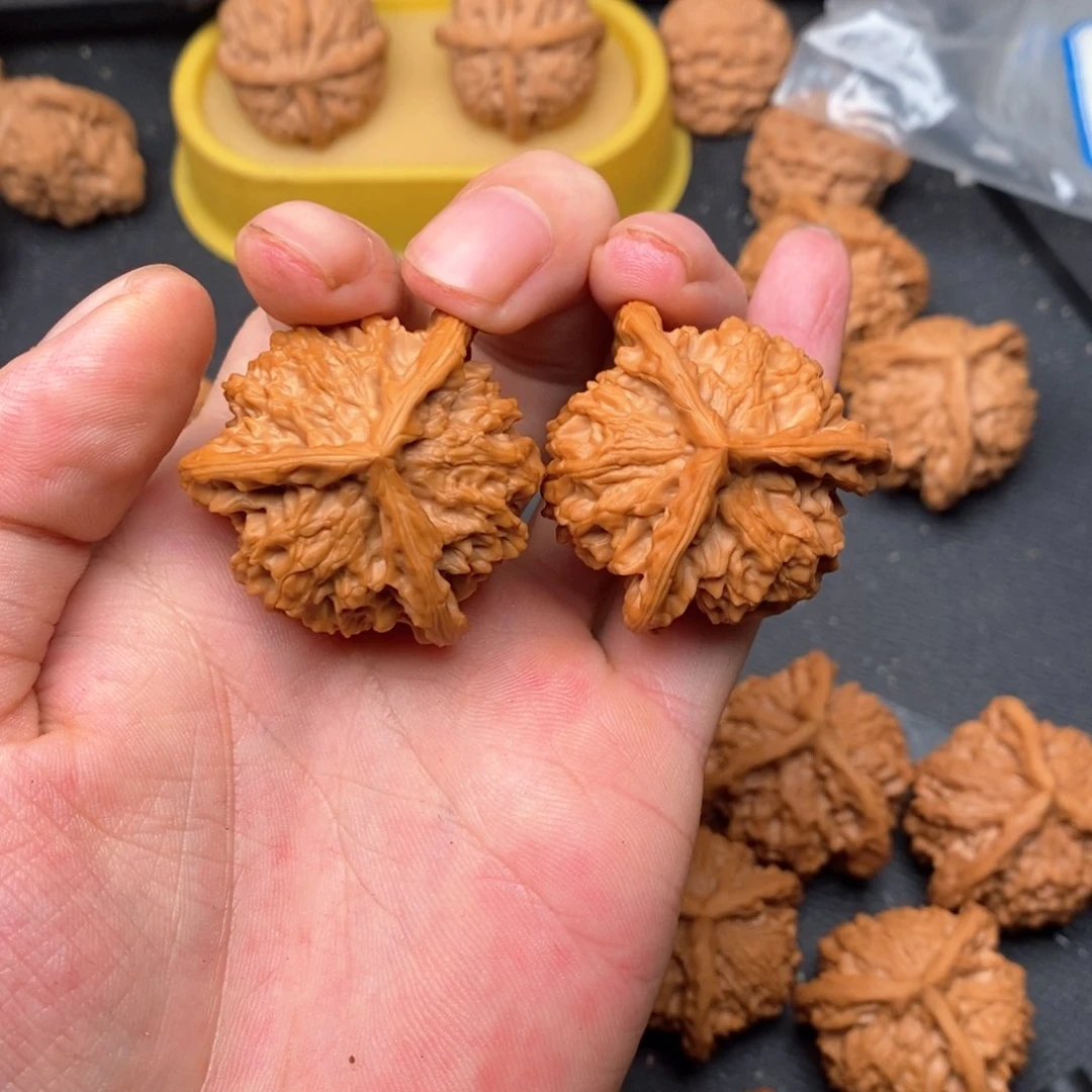 文玩核桃吊坠火*38正奔