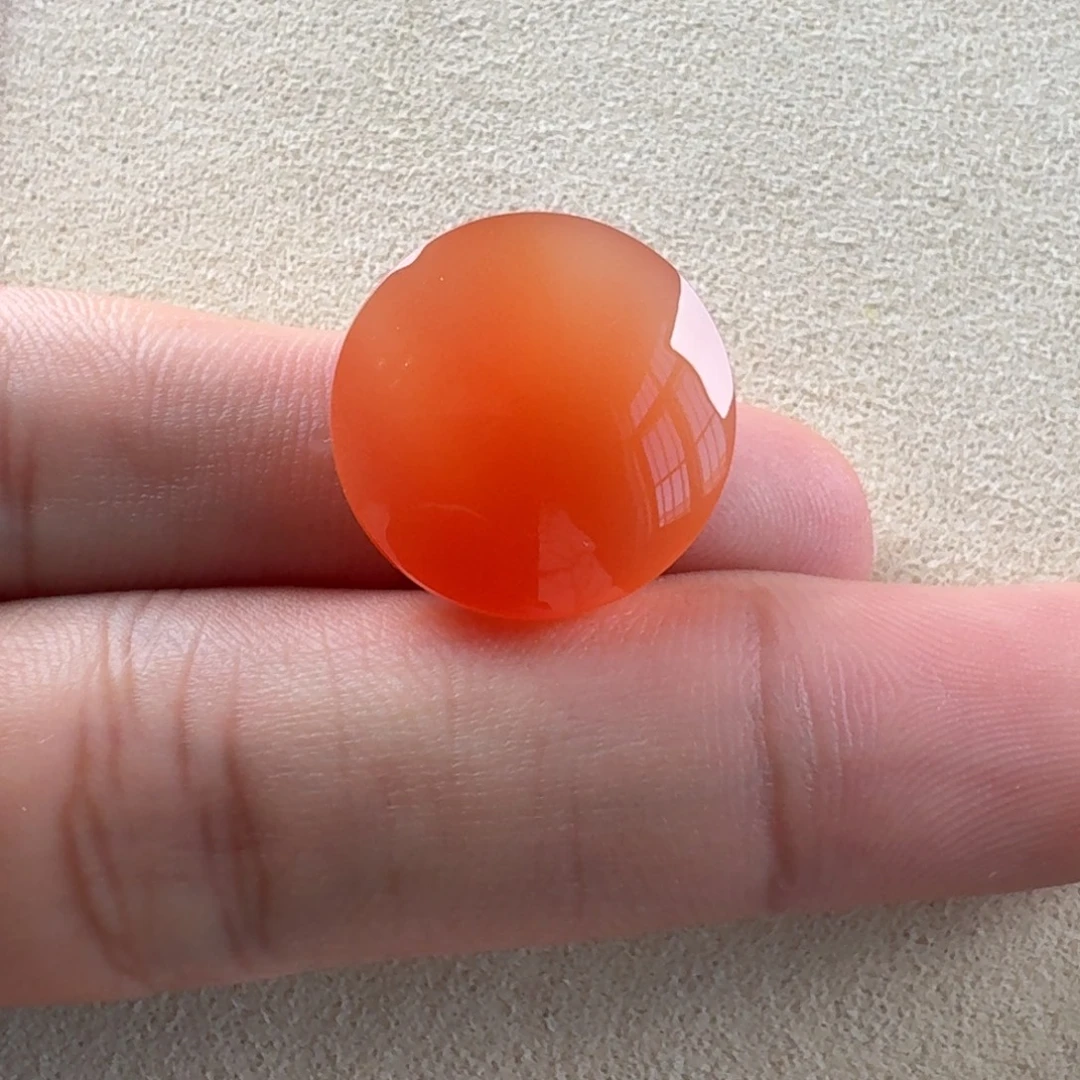 南红玛瑙未镶嵌圆牌18.7*8.9