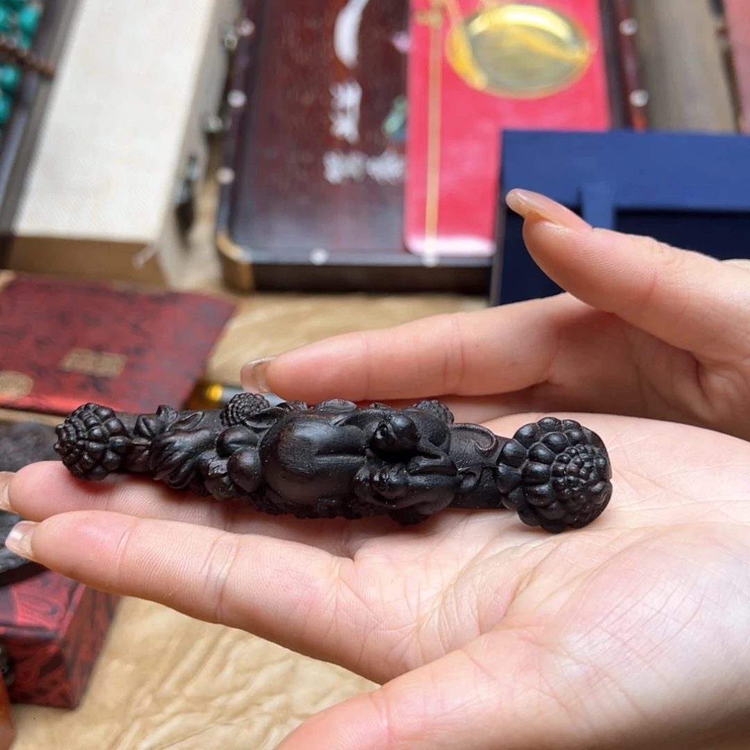 大叶紫檀（黑酸枝木类）