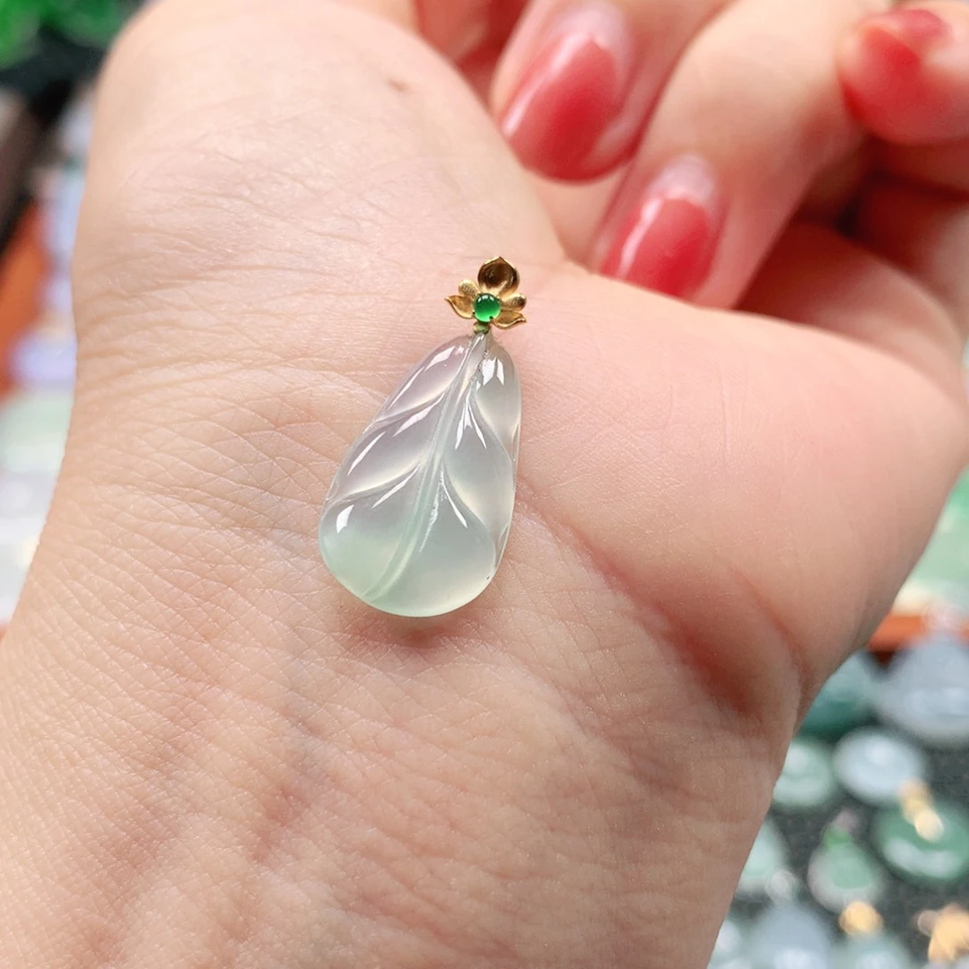 翡翠18K金镶嵌吊坠(不含链)