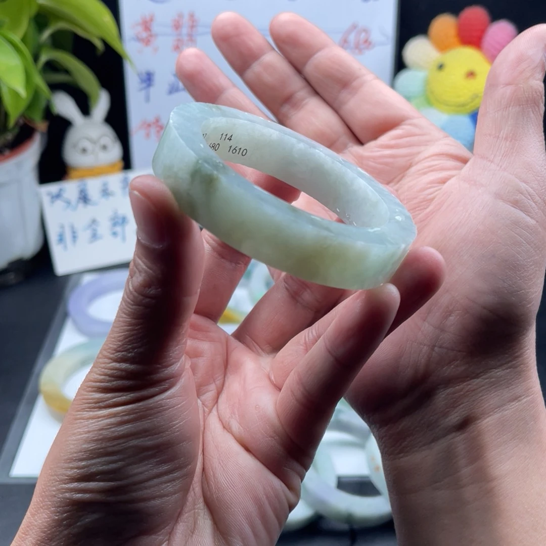 【闪购商品】定制翡翠55-57正圈未镶嵌手镯