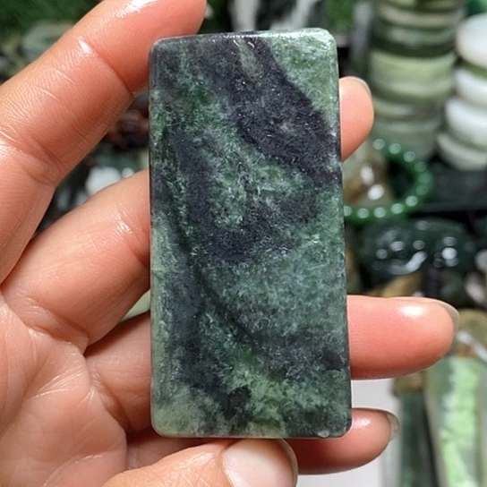 未镶嵌和田玉（糖玉）珠宝半成品