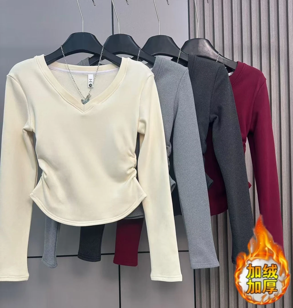 2024秋冬加绒加厚设计感V领修身显瘦打底衫上衣