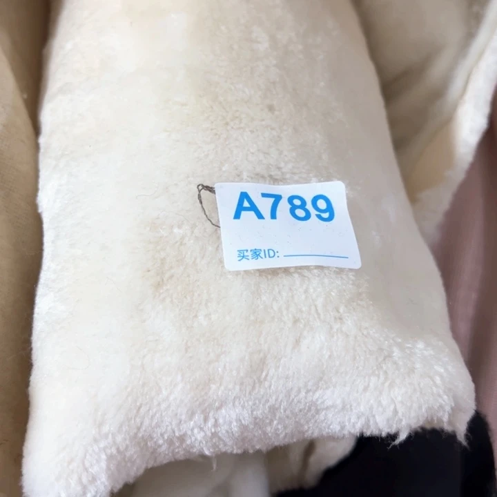 网纱法兰绒加棉¥14 ， 2米789