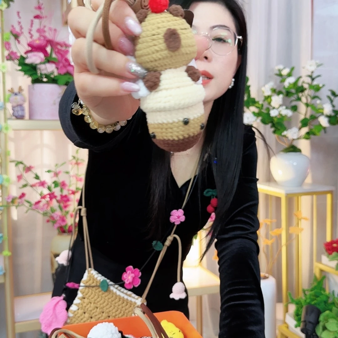 手工钩织设计挂件